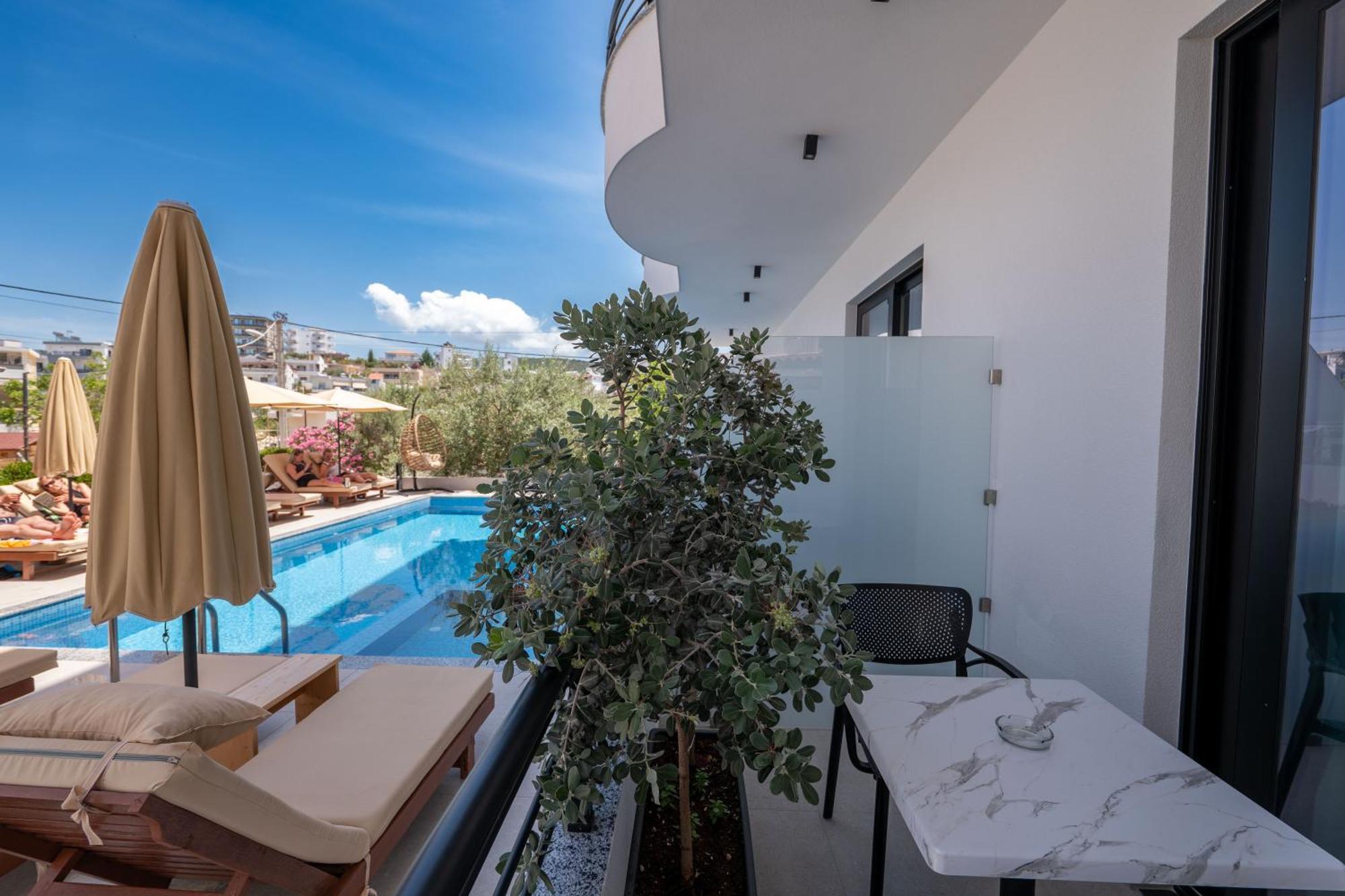 Monel Hotel Ksamil Exterior photo