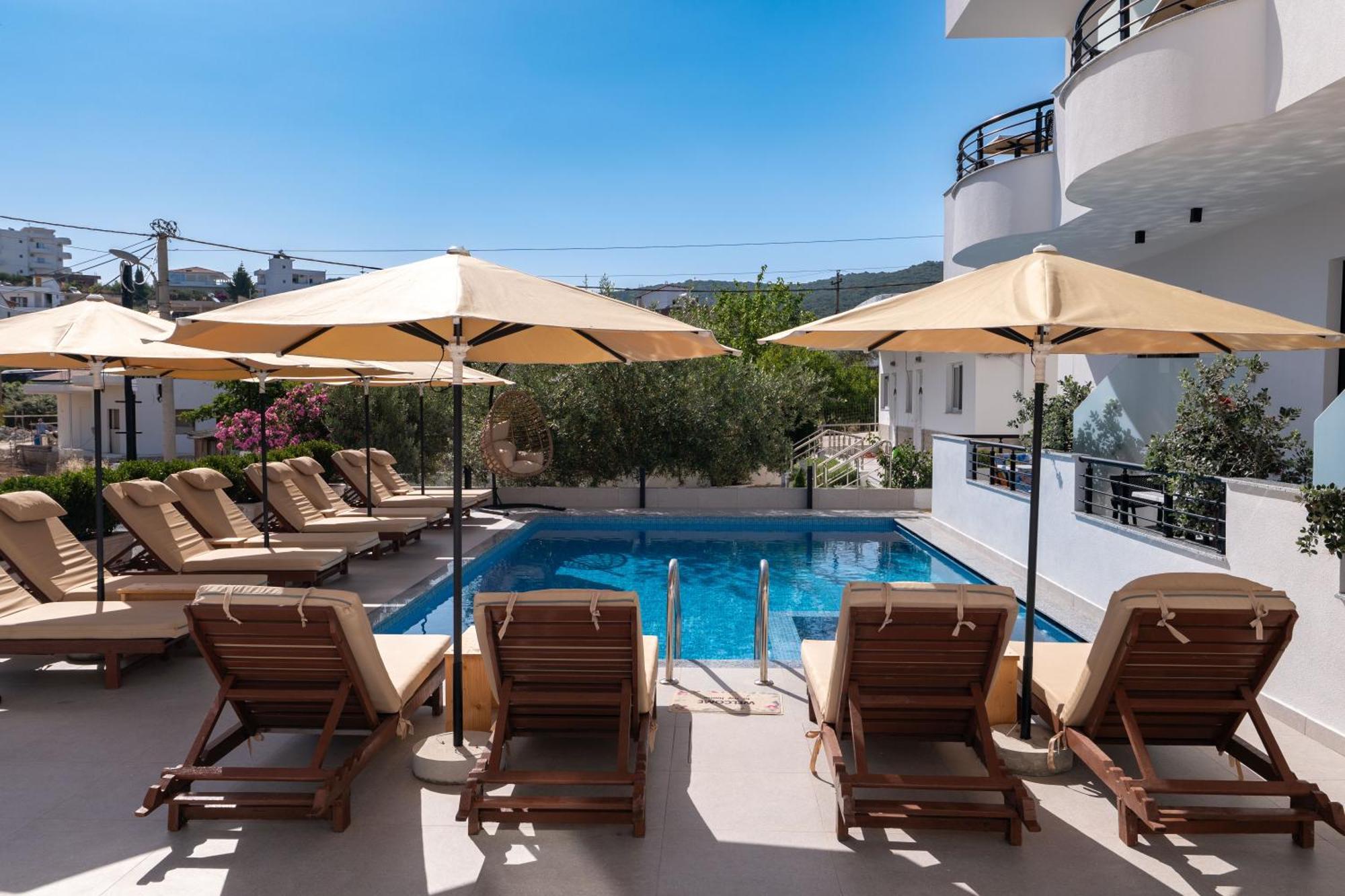 Monel Hotel Ksamil Exterior photo